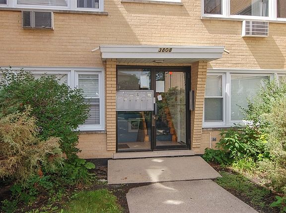 2nd image of 3808 Ruby St APT 2N