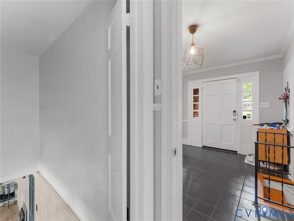 46th image of 3216 Stratford Rd