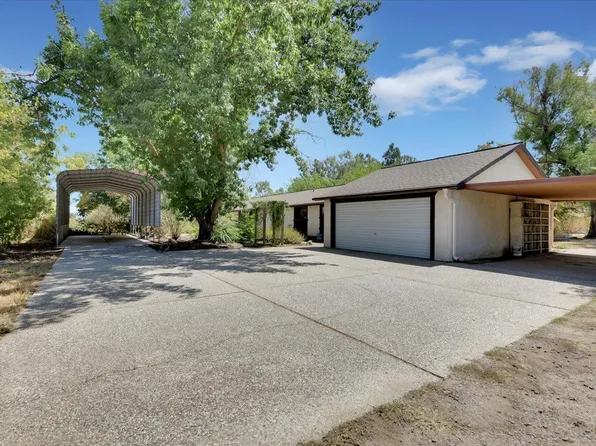 12526 Woods Rd, Wilton, CA 95693