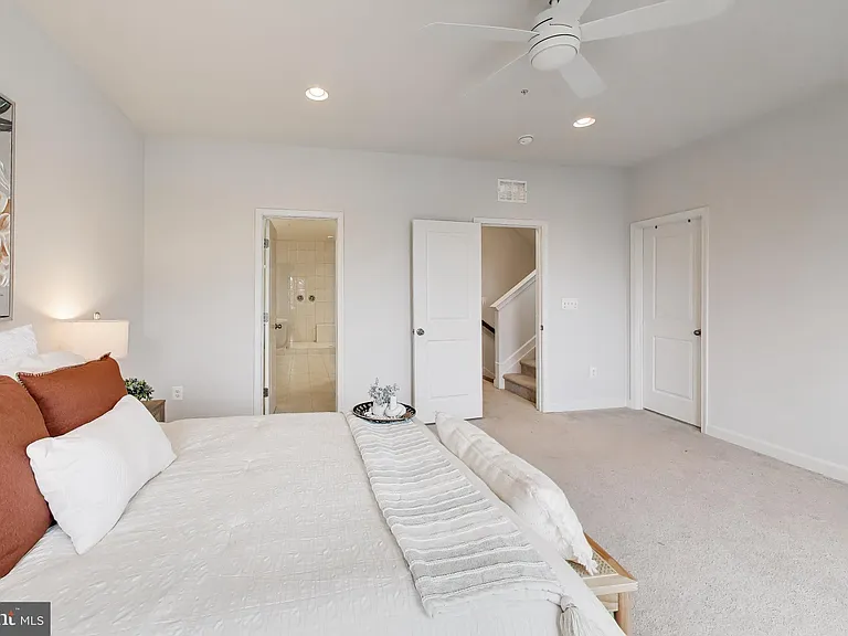 517 Windboard Way — Photo 16