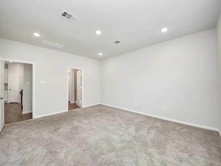 16489 Moss Ln — Photo 13