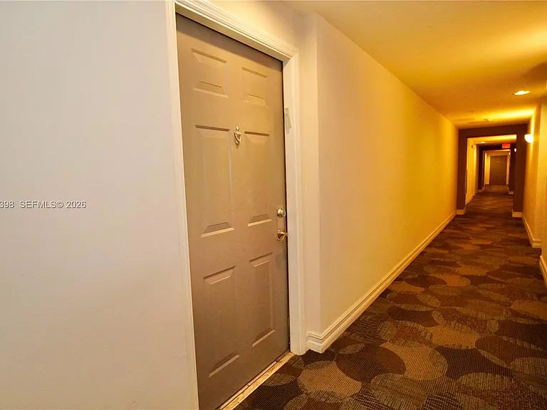 1900 Van Buren St #118B — Photo 16