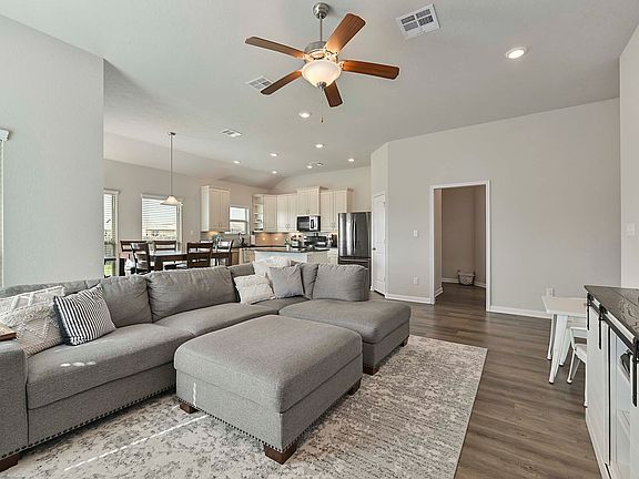 2nd image of 2028 Polmont Dr