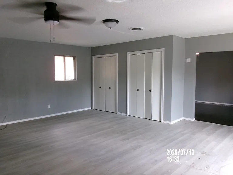 1319 NW Carroll Dr — Photo 5