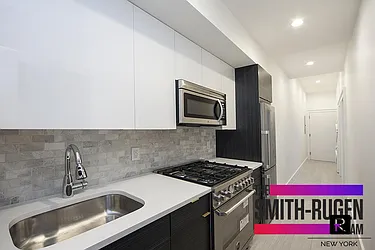 Rented by R New York