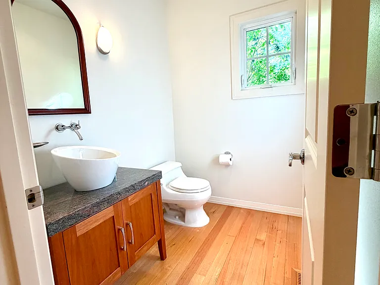 172 Middlecrest Rd — Photo 33