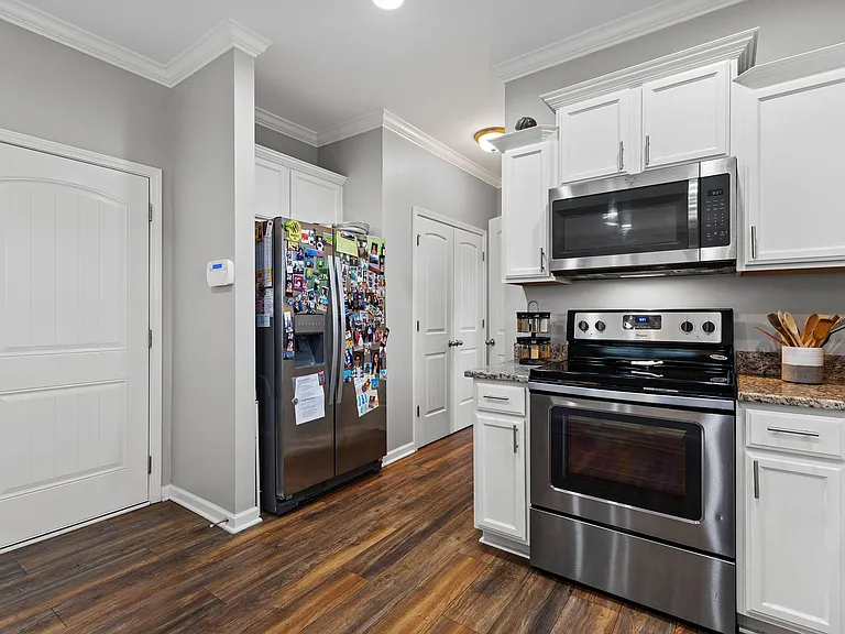 3213 Mapleside Ln — Photo 12