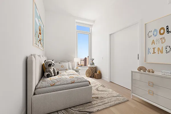 Bedroom, photo 1