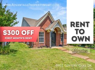 6902 Century Oaks Dr, Cordova, TN 38018