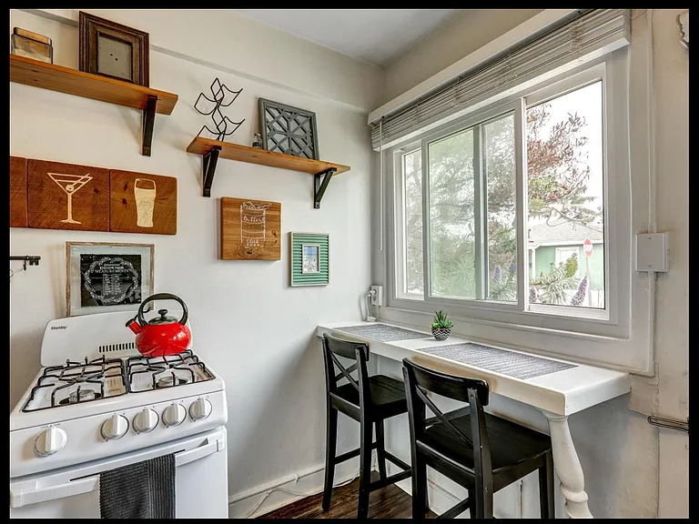 Unit 1 kitchen