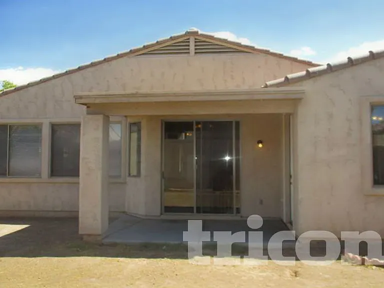 7428 W Pioneer St — Photo 11