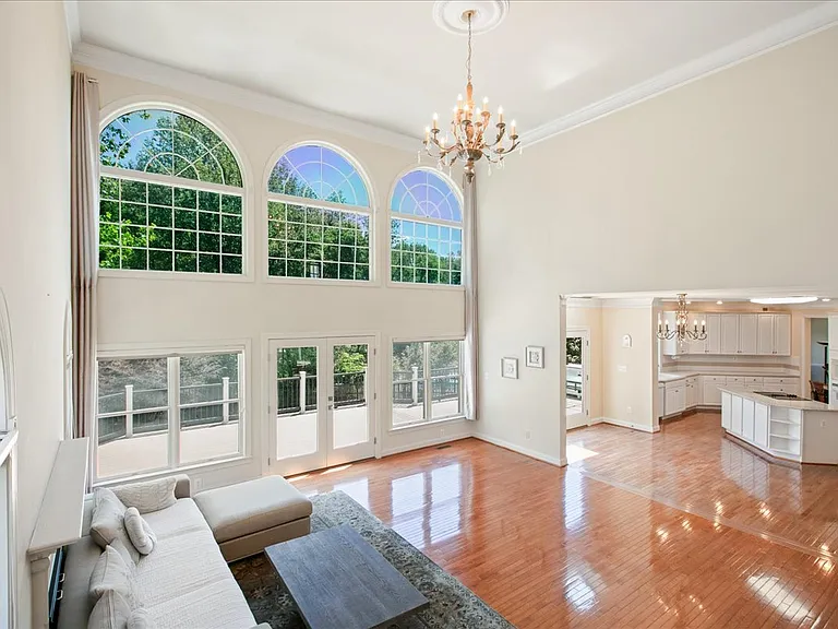 10243 Brittenford Dr — Photo 31