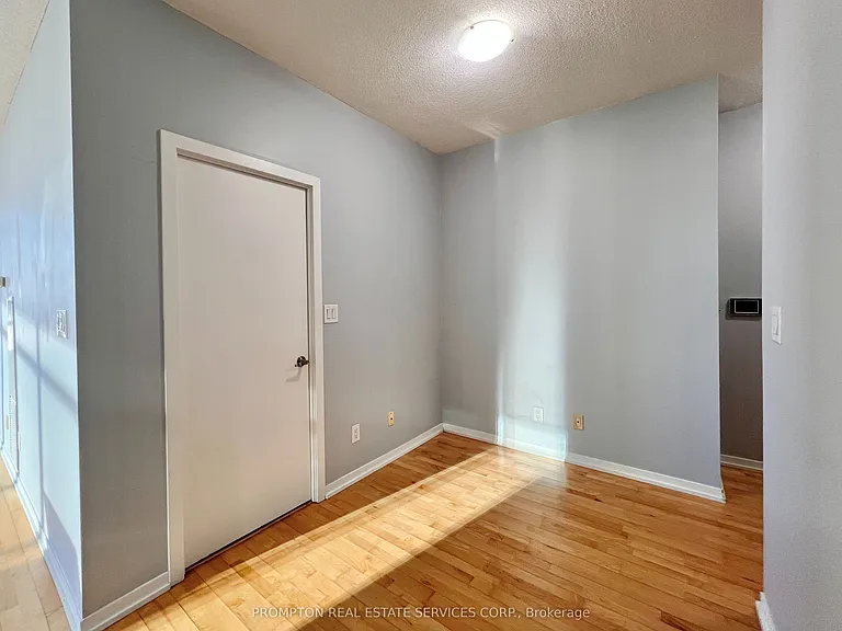 65 Bremner Blvd #1910 — Photo 24