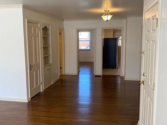 5th image of 1670 Elmwood Ave #B