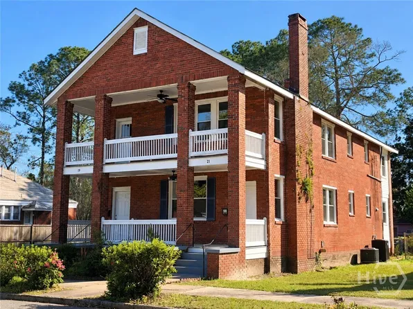 19 W W 50th Street W, Savannah, GA 31401