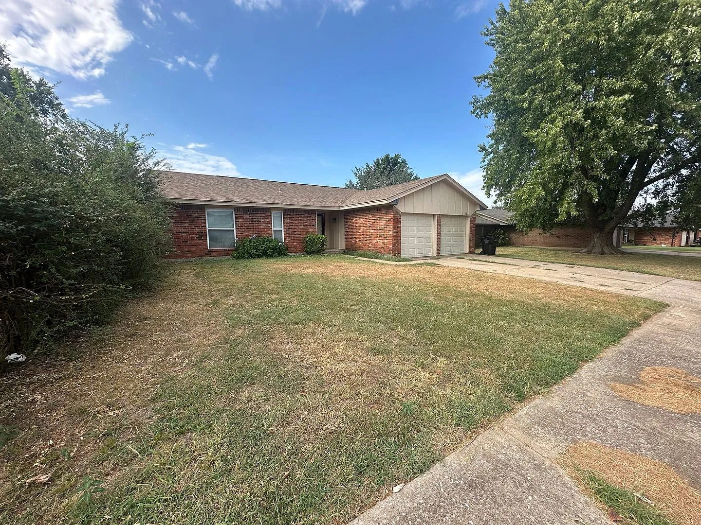 3 Bed, 2 Bath Brick Home w/2 Car Garage — Photo 3