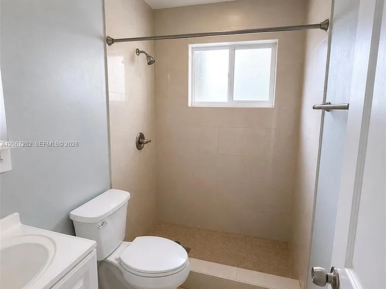 4228 NW 4th St #0 — Photo 6