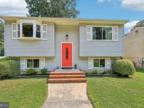 323 Dorchester Rd, Pasadena, MD 21122