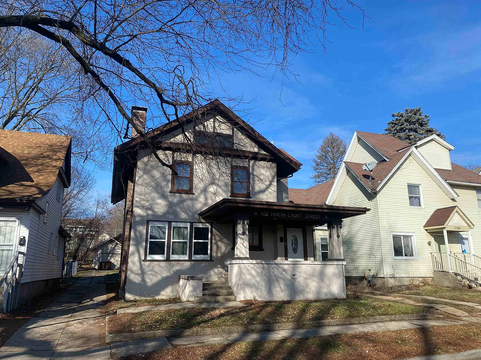 1132 N Court St photo 1