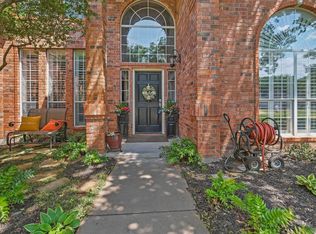 39 Oak Forrest Cir, Denton, TX 76210