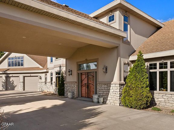 4th image of 6351 Driftwood Dr
