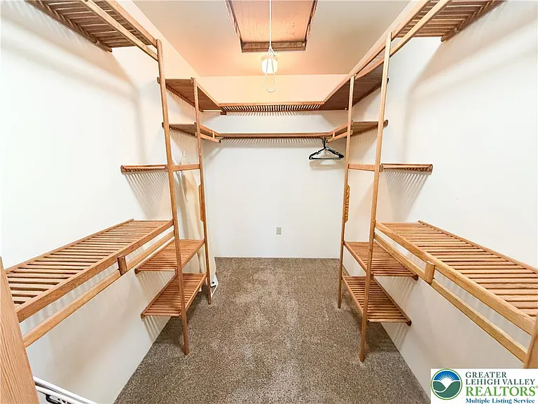 1395 Station St — Photo 10