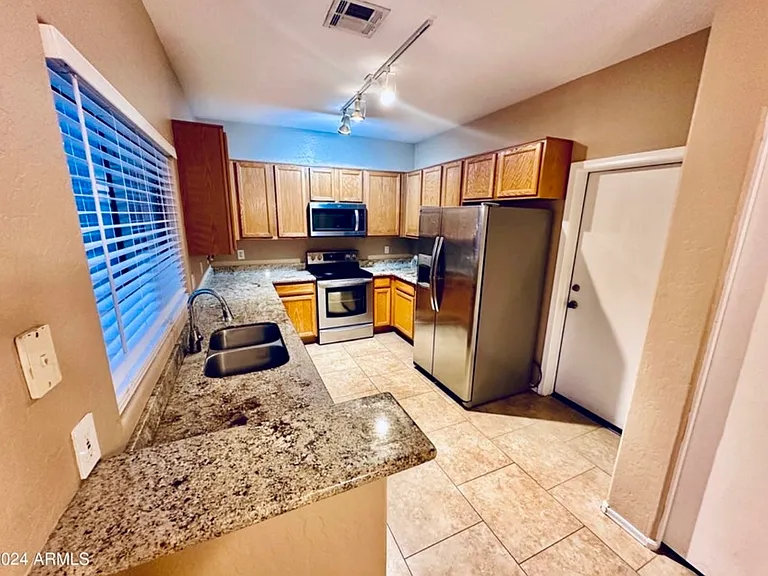 2027 E University Dr #113 — Photo 3