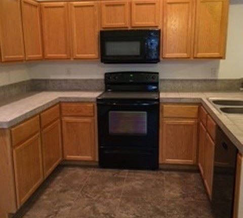 5th image of 2530 Barranca Dr