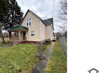 1822 Lapeer Ave #1, Saginaw, MI 48601