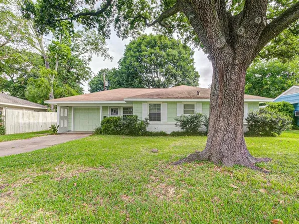 5922 Grape Street, Houston, TX 77074