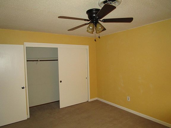 3rd image of 5336 N D St