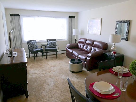 3rd image of 1628 Lincoln Ave APT D3