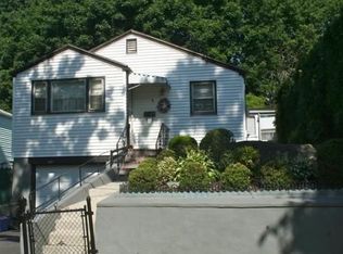91 Providence St, Hyde Park, MA 02136