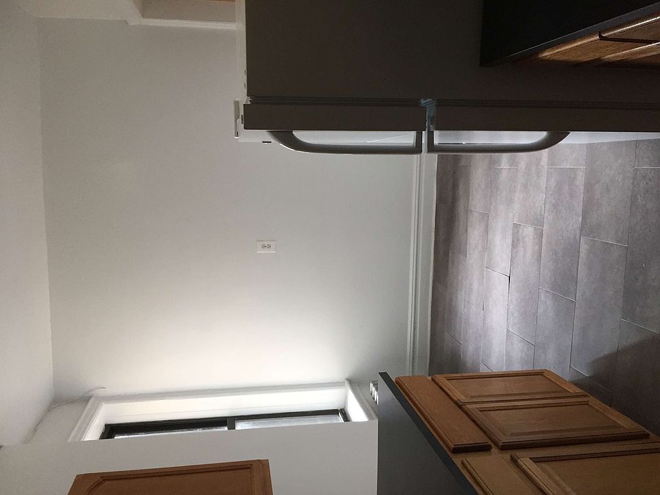 2nd image of 4526 44th St #3B