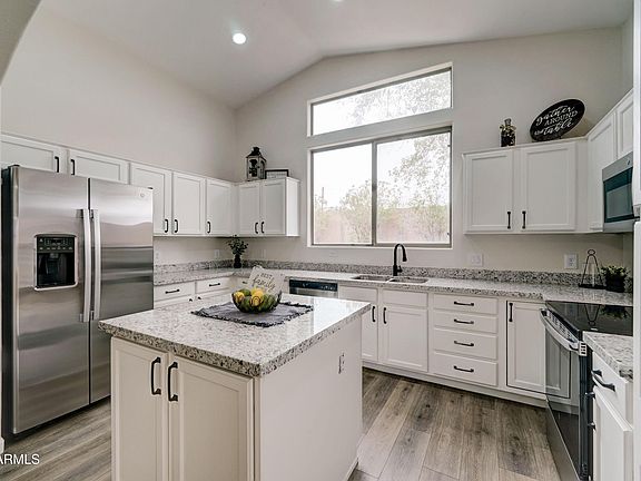 5th image of 1507 N Sierra Heights --