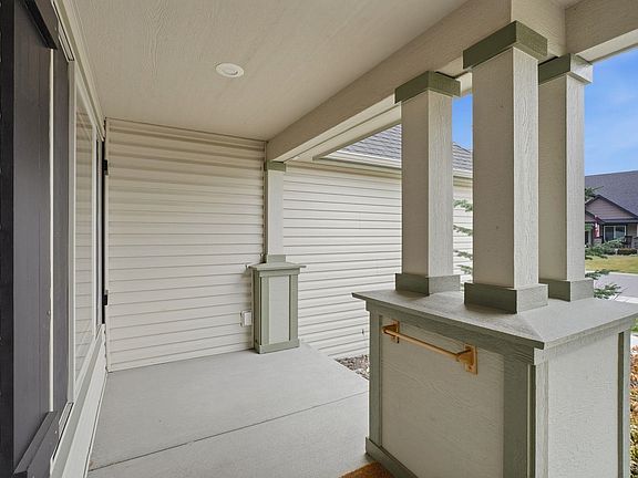 5th image of 3717 S Morrow Ln