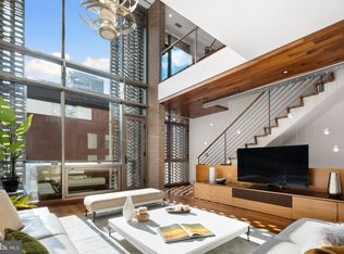 113 Walnut St, Philadelphia, PA 19106