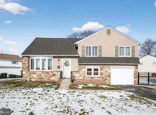 236 Hickory Rd, Warminster, PA 18974