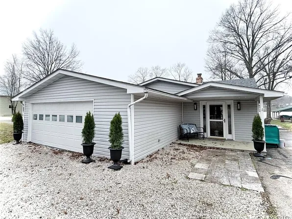 2255 Lakeshore Dr, Cuba, MO 65453