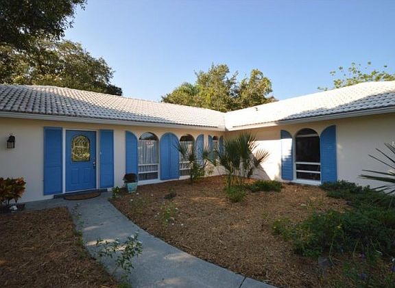 2nd image of 3117 Village Green Dr