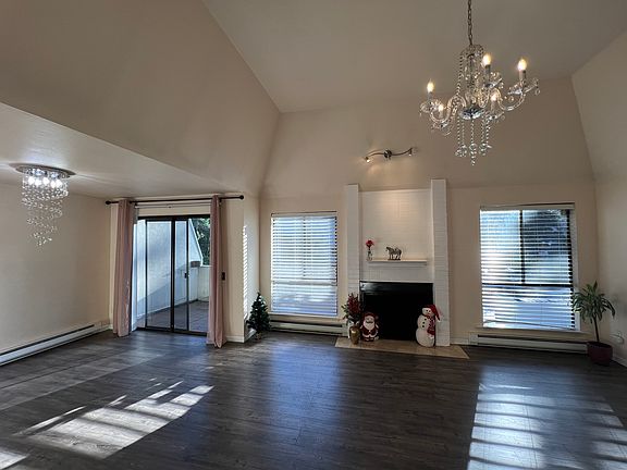 2nd image of 1606 103rd Pl NE APT K8