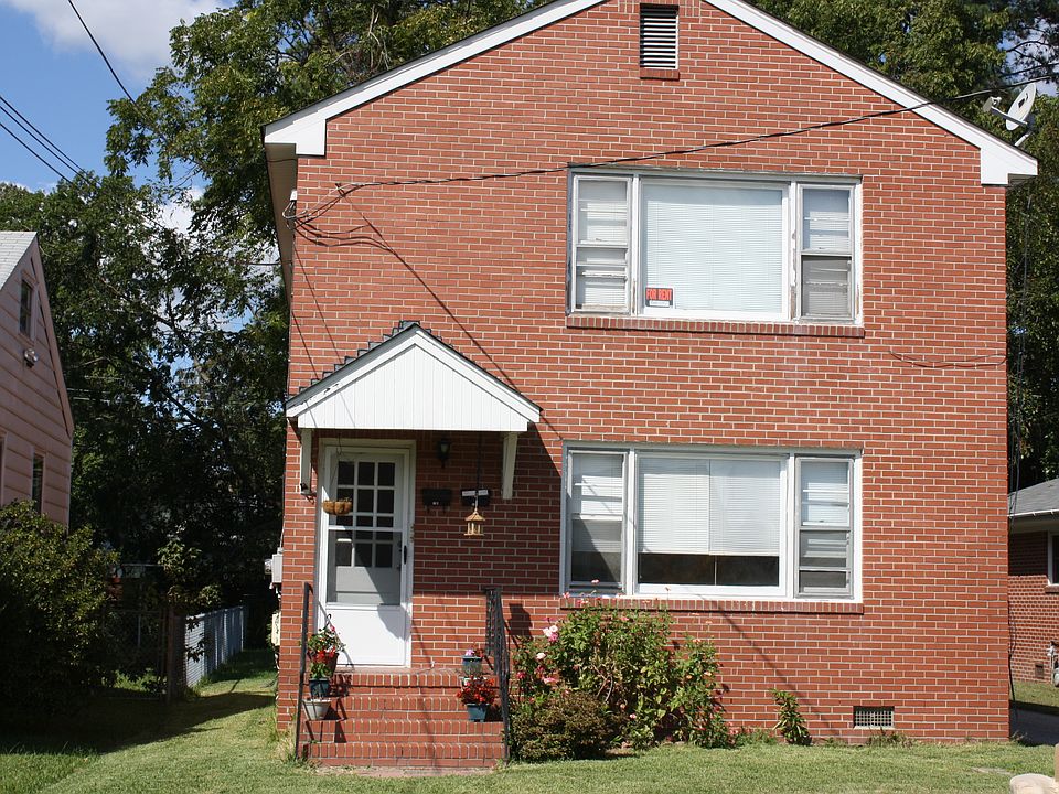 1st image of 68 Hitchens Ln