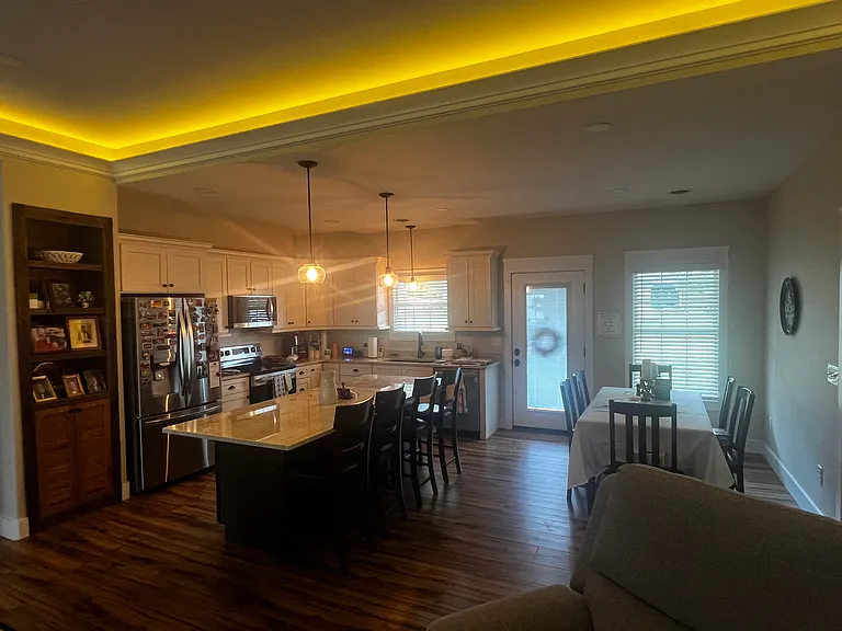 659 Sinasta Dr — Photo 3