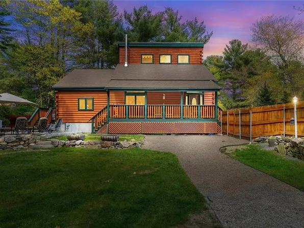 45 Brookside Dr, North Smithfield, RI 02896