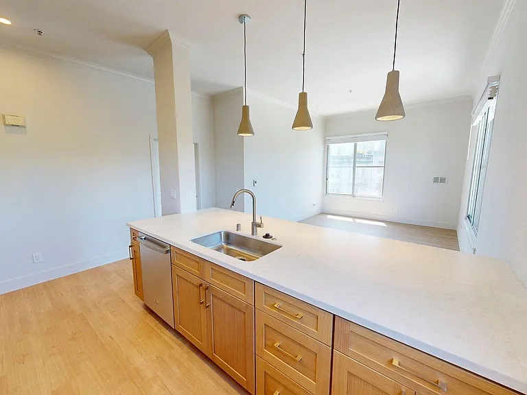 3322 Buchanan St #306 — Photo 5