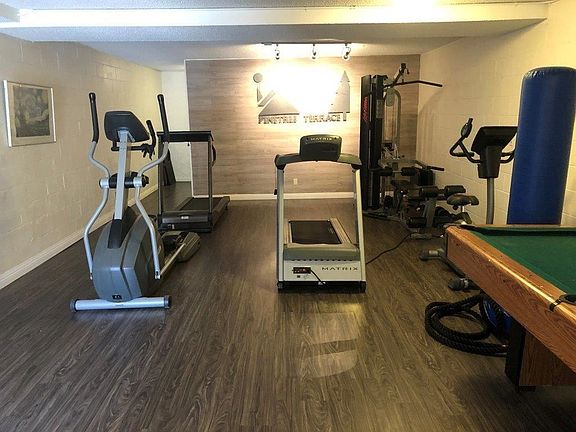 3rd image of 7940 Reseda Blvd APT 217
