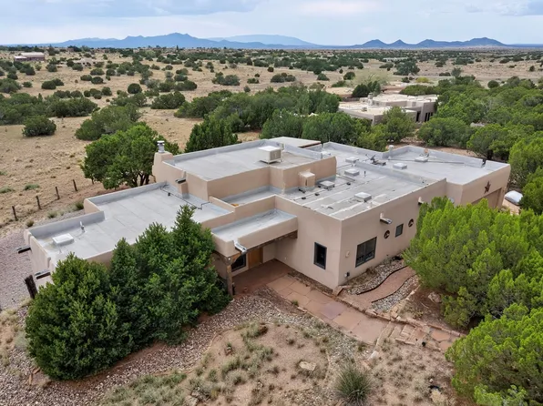 53 Balsa Rd, Santa Fe, NM 87508