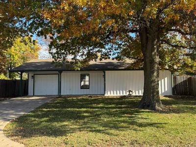 2068 S Fieldcrest St, Wichita, KS, 67209