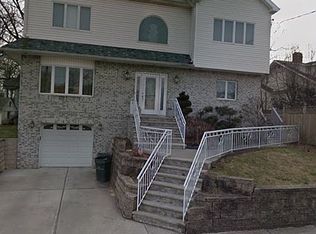126 Edgegrove Ave, Staten island, NY 10312