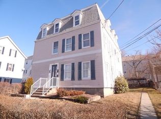458 S Beach St, Fall River, MA 02724